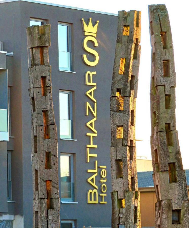 Hotel Balthazars Зелигенштадт Экстерьер фото